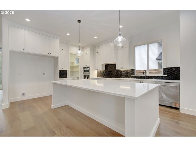 12310 Ne 66TH Ct, Vancouver, WA 98686