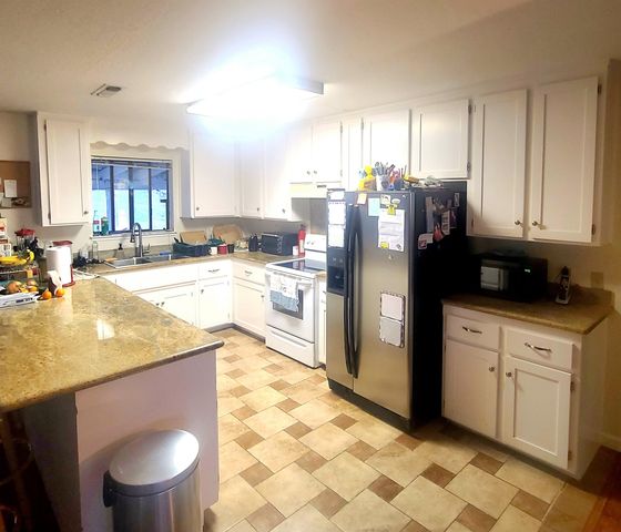 20860 Caylor Dr, Soulsbyville, CA 95372