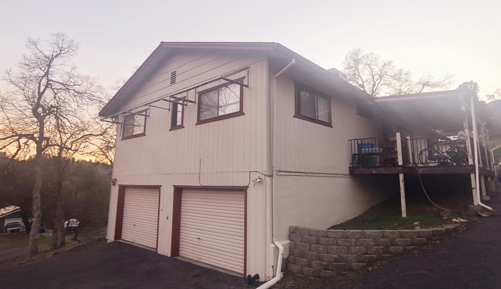 20860 Caylor Dr, Soulsbyville, CA 95372