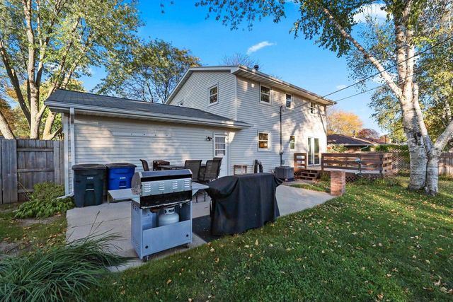 1287 APACHE AVENUE, Green Bay, WI 54313
