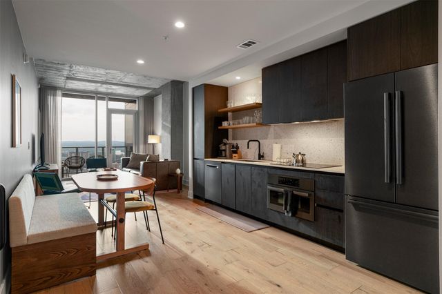 48 East Ave 2911, Austin, TX 78701