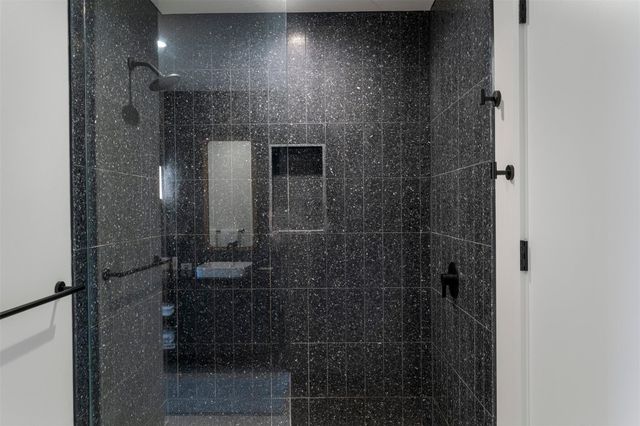 48 East Ave 2911, Austin, TX 78701