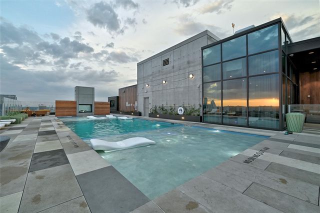 48 East Ave 2911, Austin, TX 78701