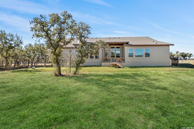 399 James Way, Castroville, TX 78009