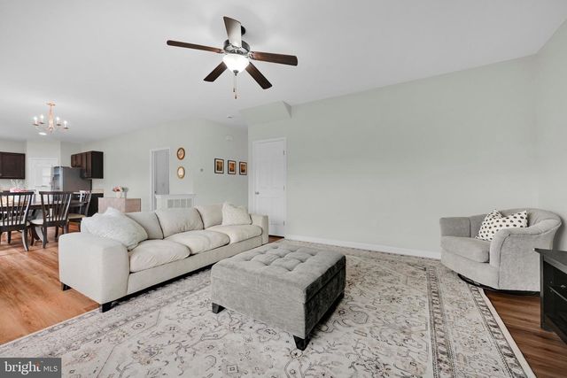 20 FINCH DR, Annville, PA 17003