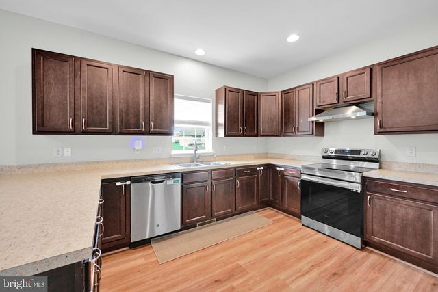 20 FINCH DR, Annville, PA 17003