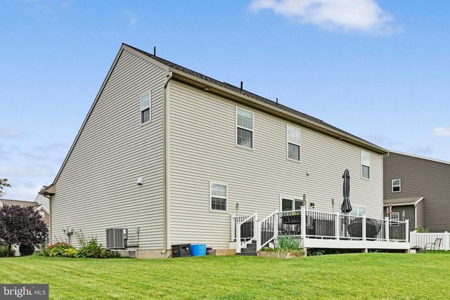20 FINCH DR, Annville, PA 17003