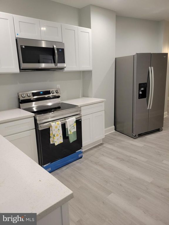Image 11 of property listing at 2745 W MOSHER ST, Baltimore, MD 21216