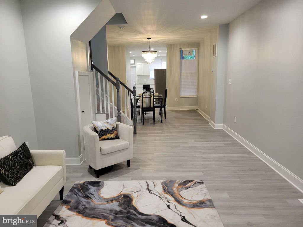 Image 3 of property listing at 2745 W MOSHER ST, Baltimore, MD 21216