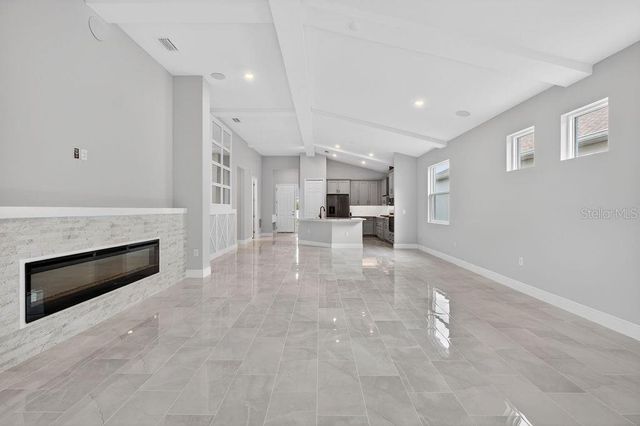 2046 WALLINGFORD LOOP, Mount Dora, FL 32757