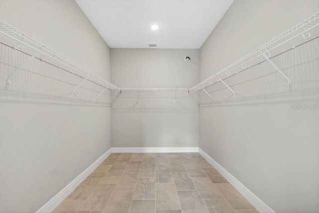 2046 WALLINGFORD LOOP, Mount Dora, FL 32757