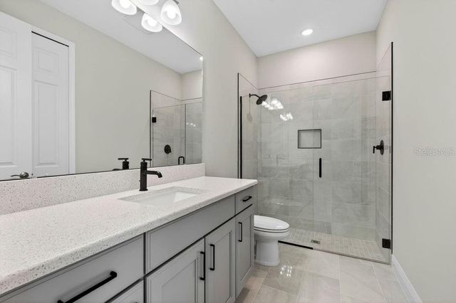 2046 WALLINGFORD LOOP, Mount Dora, FL 32757