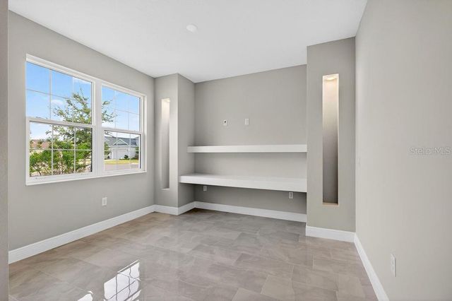 2046 WALLINGFORD LOOP, Mount Dora, FL 32757