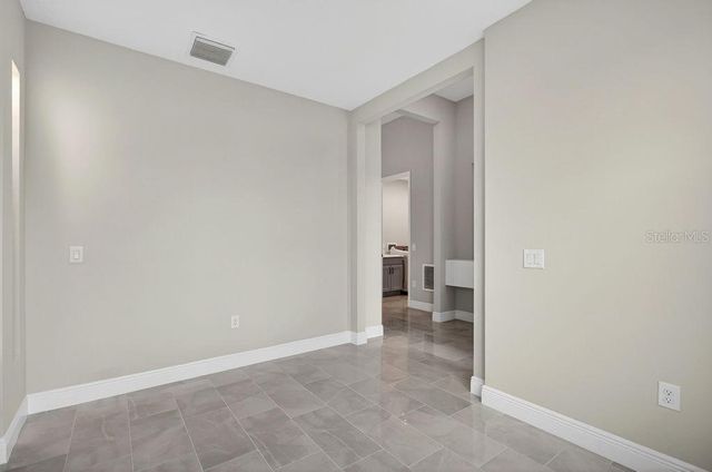 2046 WALLINGFORD LOOP, Mount Dora, FL 32757