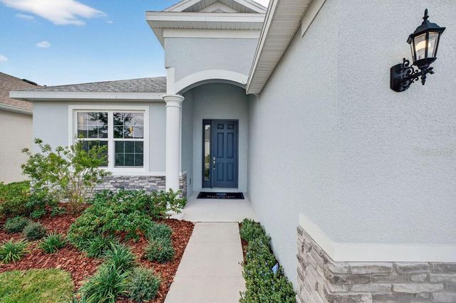 2046 WALLINGFORD LOOP, Mount Dora, FL 32757