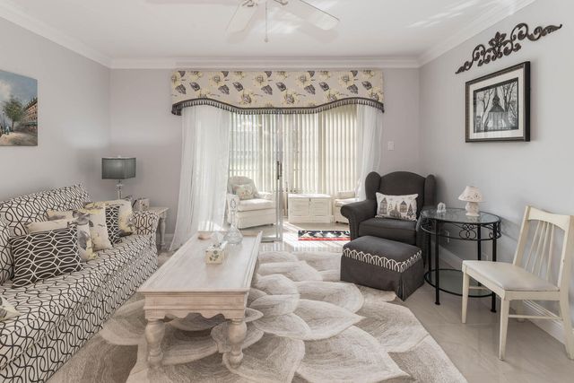 7300 NW 5th Court, Margate, FL 33063