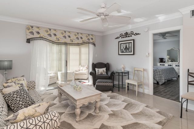 7300 NW 5th Court, Margate, FL 33063