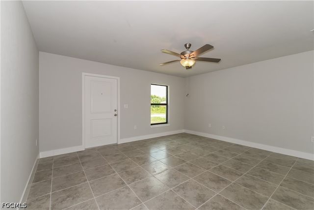 2714 25th ST SW, Lehigh Acres, FL 33976