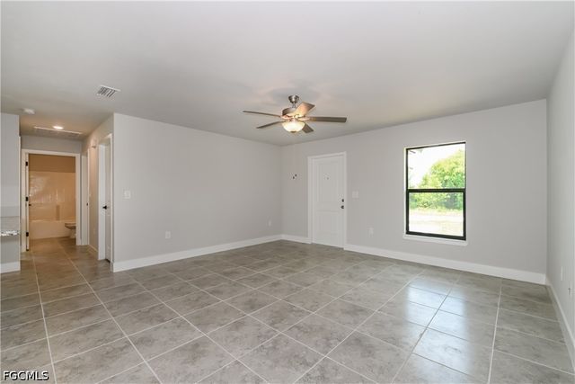 2714 25th ST SW, Lehigh Acres, FL 33976