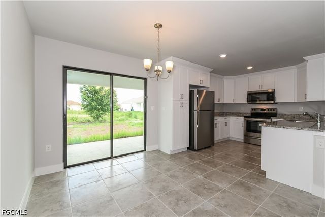2714 25th ST SW, Lehigh Acres, FL 33976