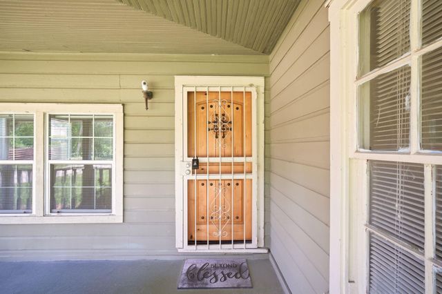 1019 Woodland Street, Channelview, TX 77530