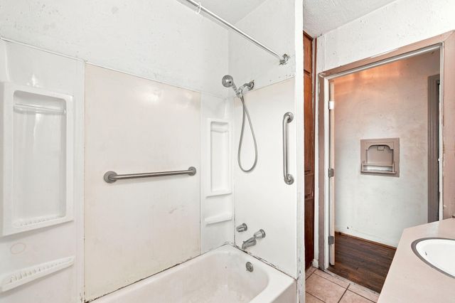 1019 Woodland Street, Channelview, TX 77530