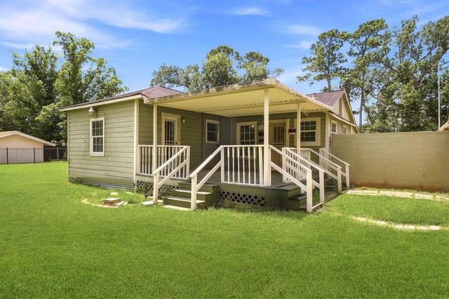 1019 Woodland Street, Channelview, TX 77530