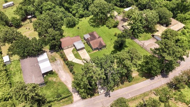 1019 Woodland Street, Channelview, TX 77530