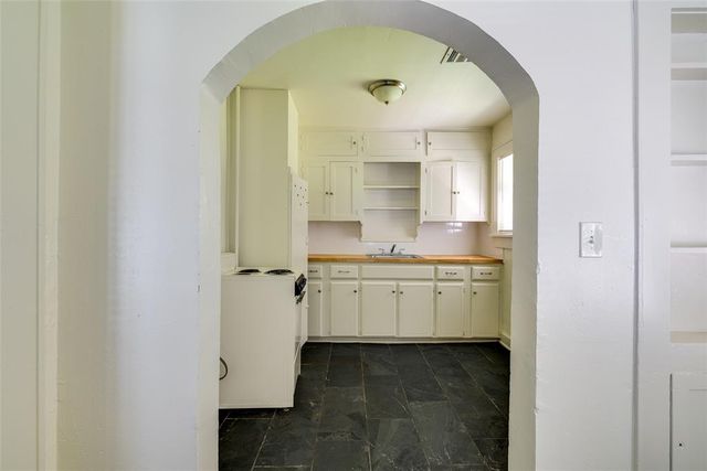 1618 NE 11th Street, Oklahoma City, OK 73117