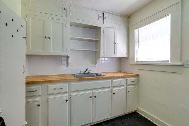 1618 NE 11th Street, Oklahoma City, OK 73117
