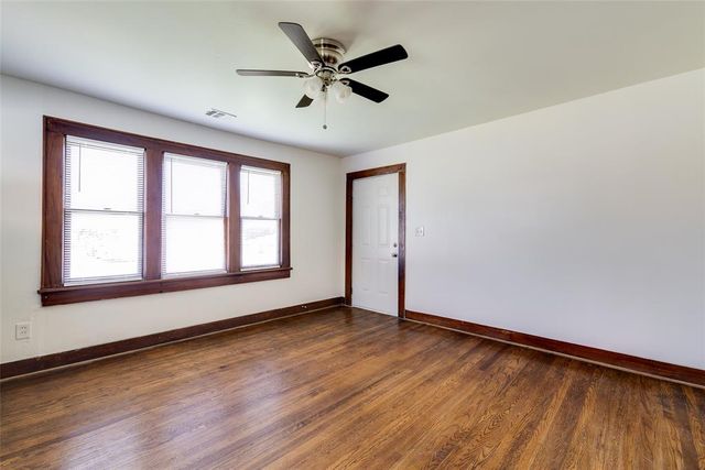 1618 NE 11th Street, Oklahoma City, OK 73117