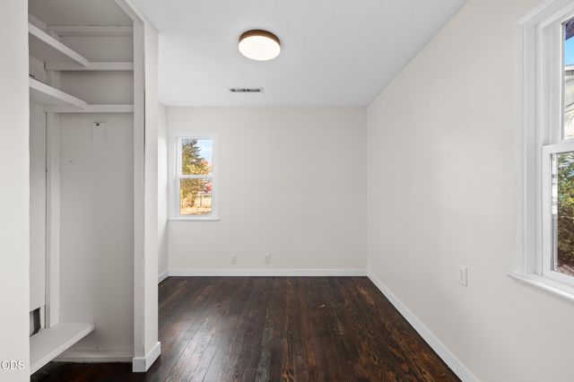 105 Maple Street, Phoenix, OR 97535