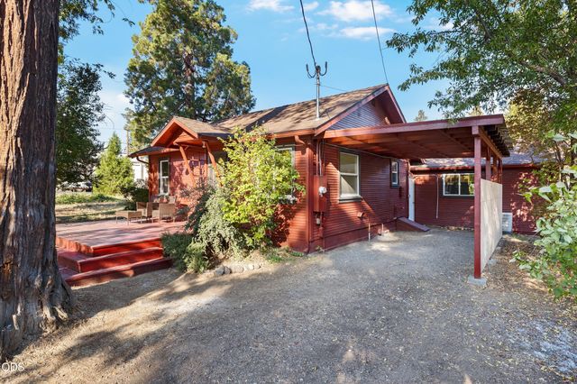 105 Maple Street, Phoenix, OR 97535