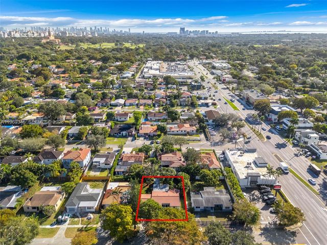 3965 SW 60th Ct, Miami, FL 33155