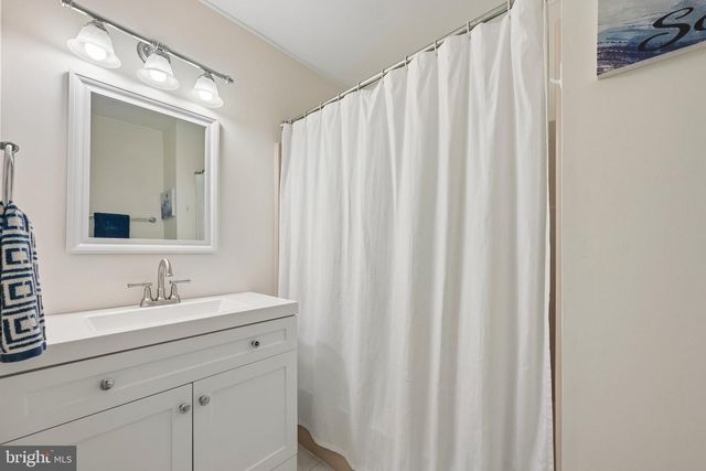 102 NANTICOKE TRL, Shamong, NJ 08088