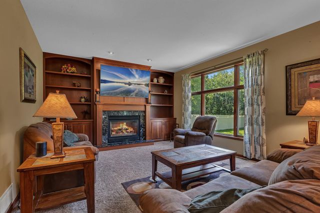 2161 Mill Pond Drive, Saint Cloud, MN 56303