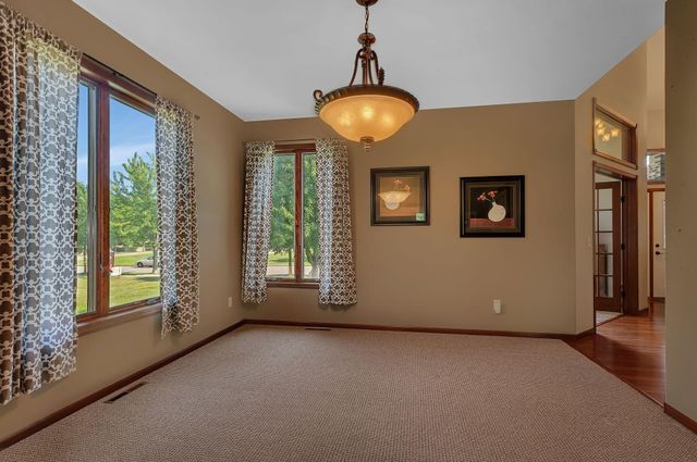 2161 Mill Pond Drive, Saint Cloud, MN 56303