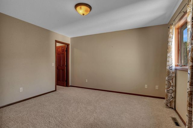 2161 Mill Pond Drive, Saint Cloud, MN 56303