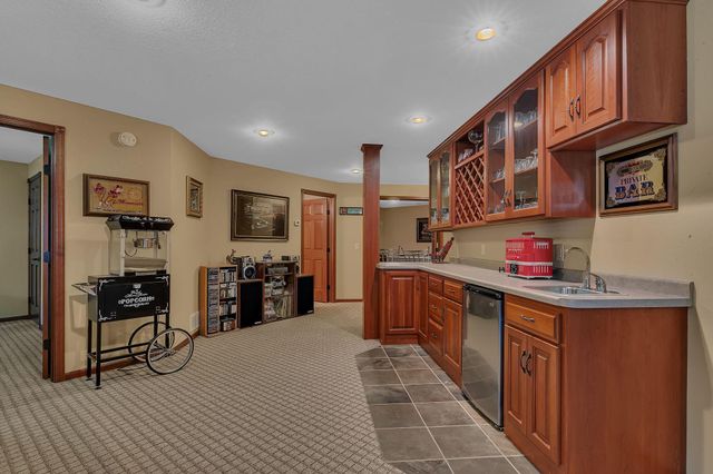 2161 Mill Pond Drive, Saint Cloud, MN 56303