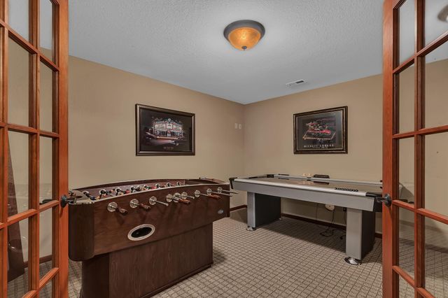 2161 Mill Pond Drive, Saint Cloud, MN 56303