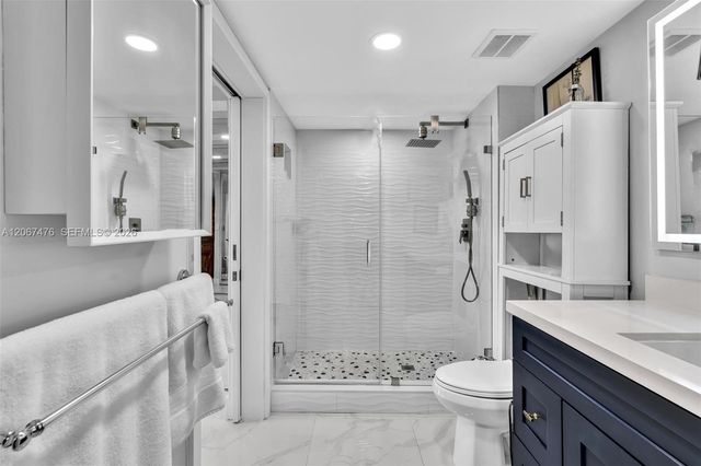 1155 Brickell Bay Drive 3211, Miami, FL 33131