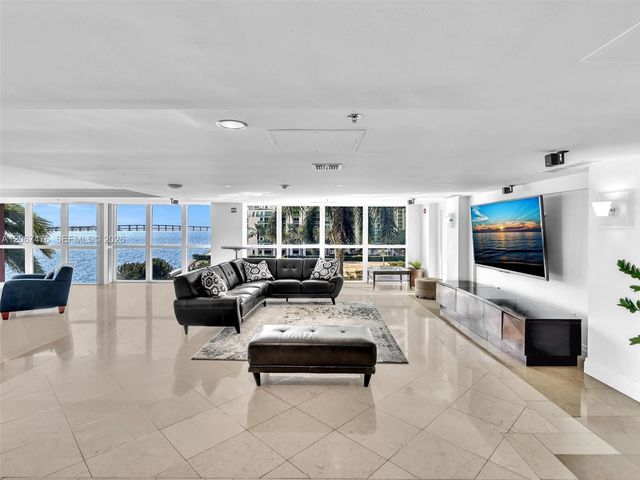 1155 Brickell Bay Drive 3211, Miami, FL 33131