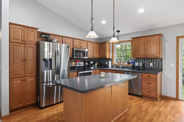 14611 Boxwood Path, Rosemount, MN 55068