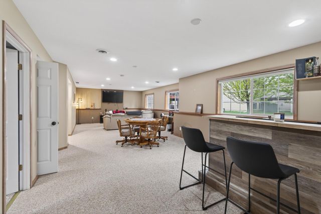 14611 Boxwood Path, Rosemount, MN 55068