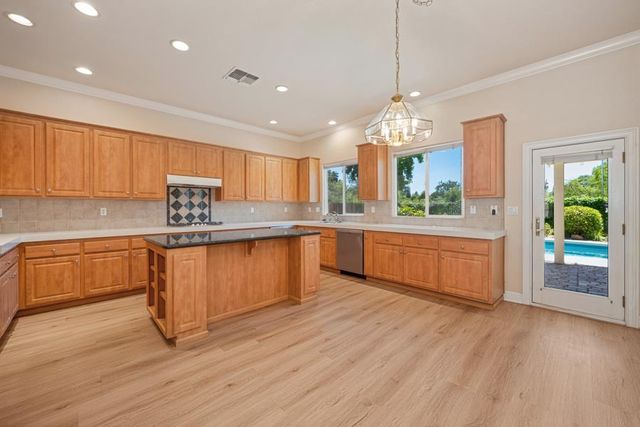 109 Tuscan Grove Ct, Roseville, CA 95747