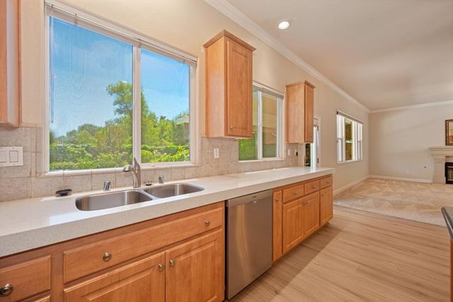 109 Tuscan Grove Ct, Roseville, CA 95747