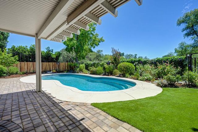 109 Tuscan Grove Ct, Roseville, CA 95747