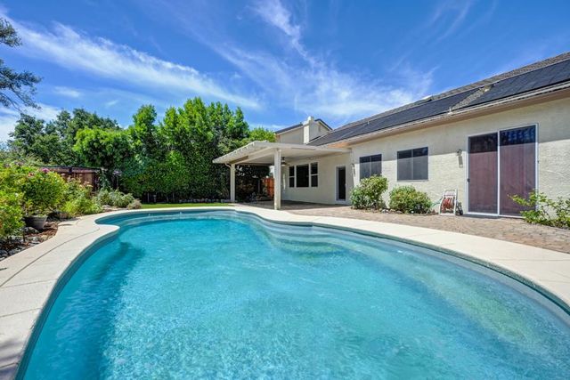 109 Tuscan Grove Ct, Roseville, CA 95747