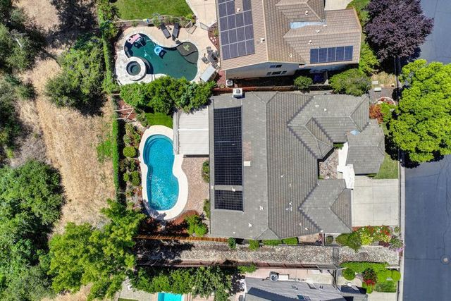 109 Tuscan Grove Ct, Roseville, CA 95747