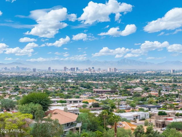 7242 N 23rd Place, Phoenix, AZ 85020